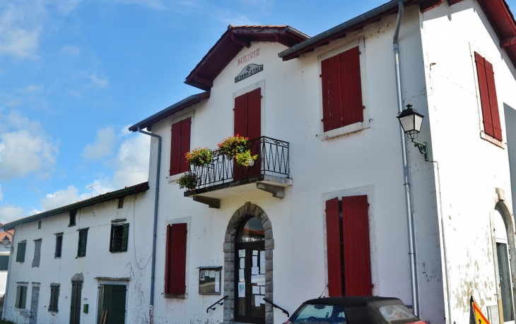 La Mairie - Iholdy