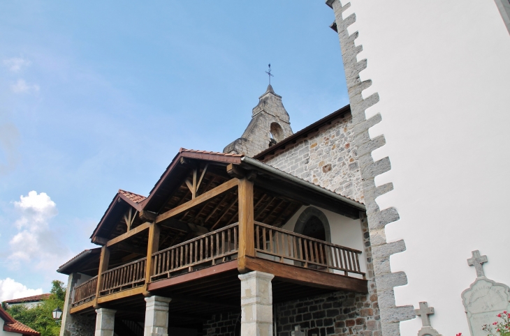     église de la Décollation  de St Jean-Baptiste  - Iholdy