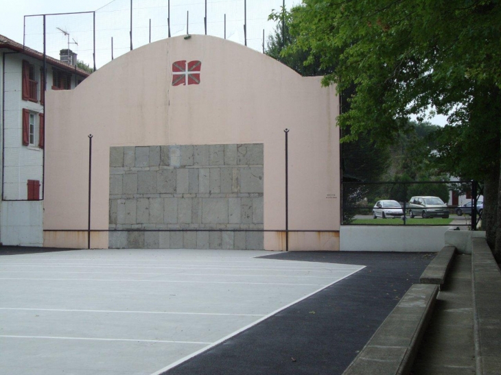 Jatxou, fronton