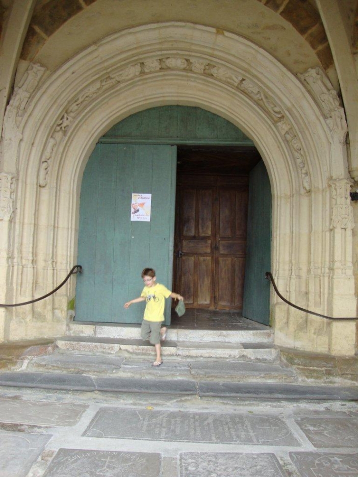 La Bastide-Clairence, portail de l'église