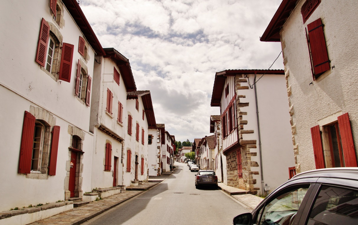 La Commune - La Bastide-Clairence