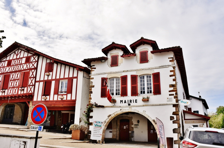 La Mairie - La Bastide-Clairence