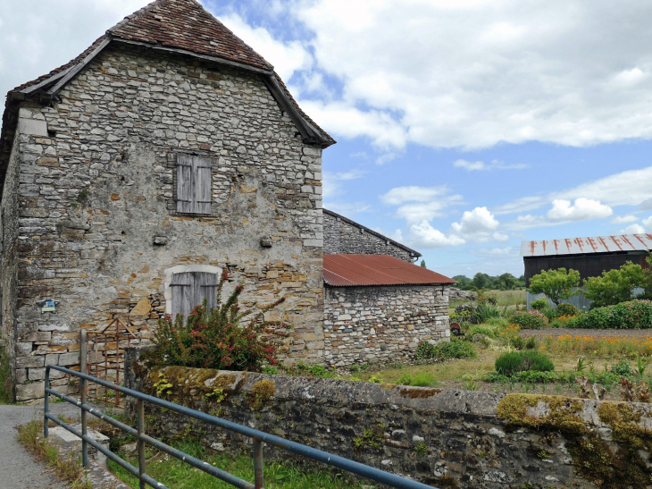 Dans le village - Laàs