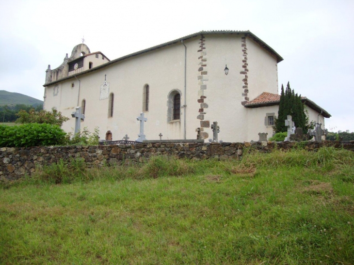 Mendionde, l'église