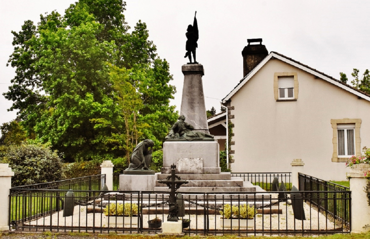 Monument aux Morts - Méracq