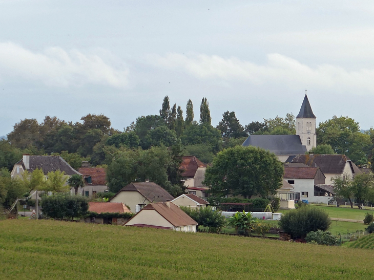 Vue sur le village - Momas