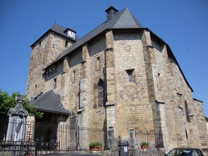 Montory (64470) église: chevet