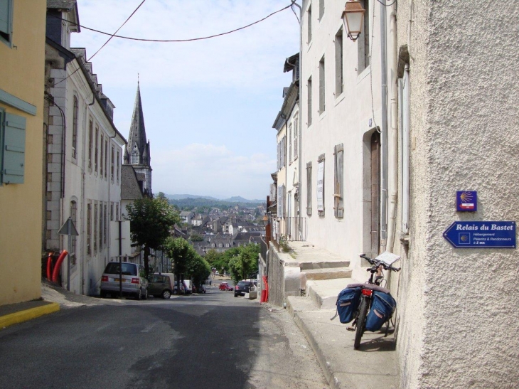 Oloron-Sainte-Marie (64400) ici passe le Chemin de St.Jacques