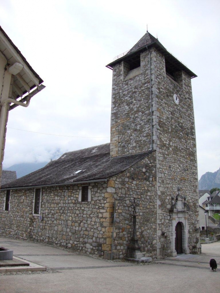 Osse-en-Aspe (64490) église