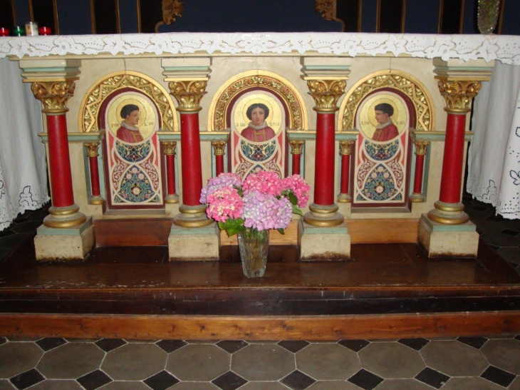 Osse-en-Aspe (64490)  église, autel aux medaillons