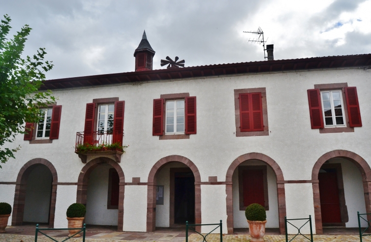 La Mairie - Saint-Étienne-de-Baïgorry