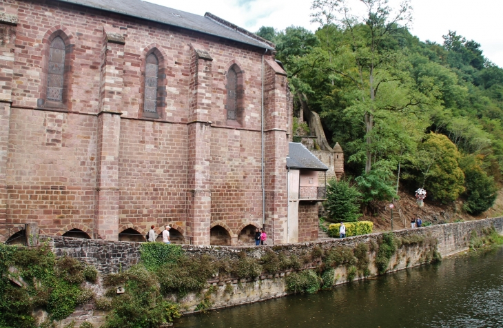   église Notre-Dame - Saint-Jean-Pied-de-Port