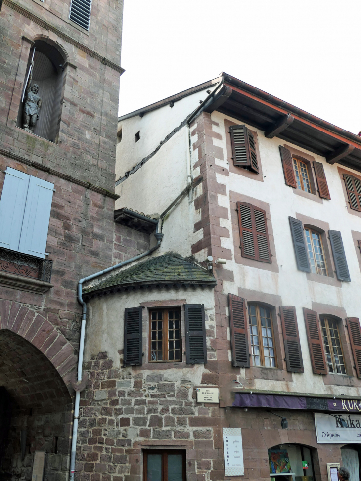 Rue de l'Eglise - Saint-Jean-Pied-de-Port