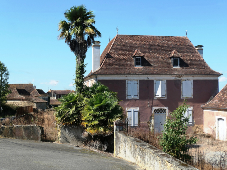 Maison du village - Saint-Médard