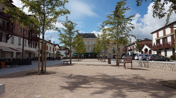 La place - Saint-Palais