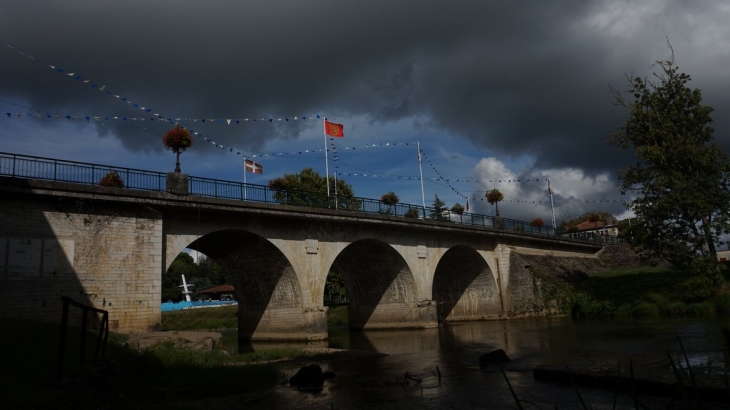 Le pont - Saint-Palais