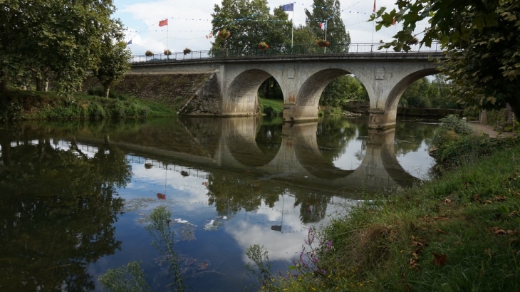 Le pont - Saint-Palais