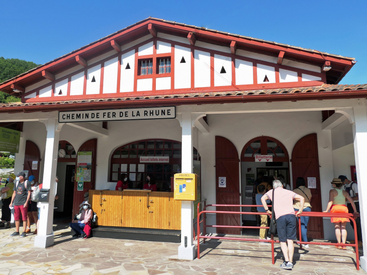 La gare du petit train de la Rhune - Sare