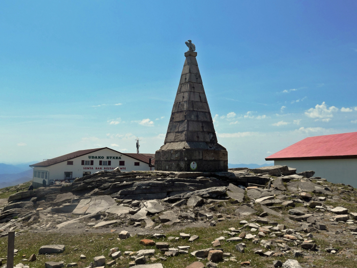 Monument en souvenir de l'ascension par l'impératrice Eugénie - Sare