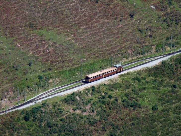 Le petit train - Sare