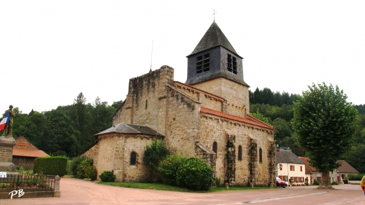 .église Romane St Léger ( 11 Em Siècle ) - Arronnes