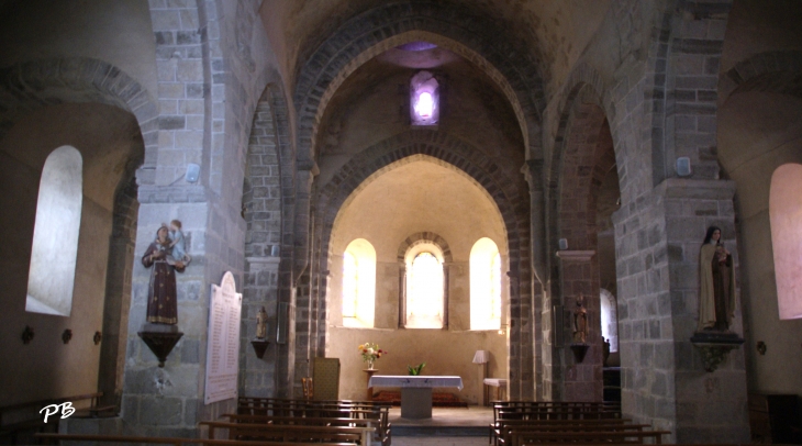 &Eglise Saint-Marcel ( 12 Em Siècle ) - Bayet