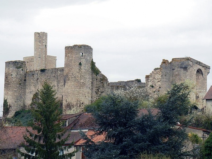 Vue sur le château - Billy