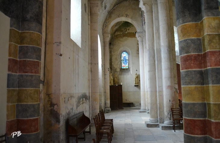 +église Saint-Symphorien ( Romane 12 Em Siècle ) - Biozat