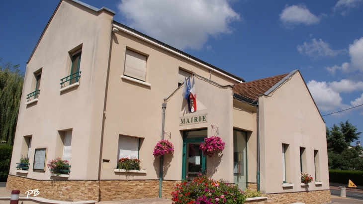 Mairie - Charmeil