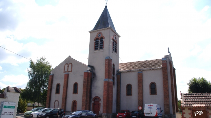 &église Saint-Pierre ( 1862 ) - Charmeil