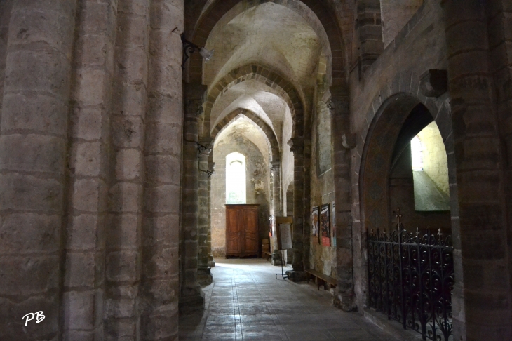 *Eglise Gothique Saint-Jean-Baptiste - Charroux