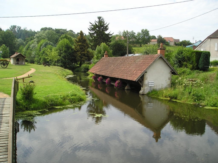 Le lavoir - Châtillon