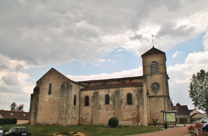  !!église Saint-Nicolas - Droiturier