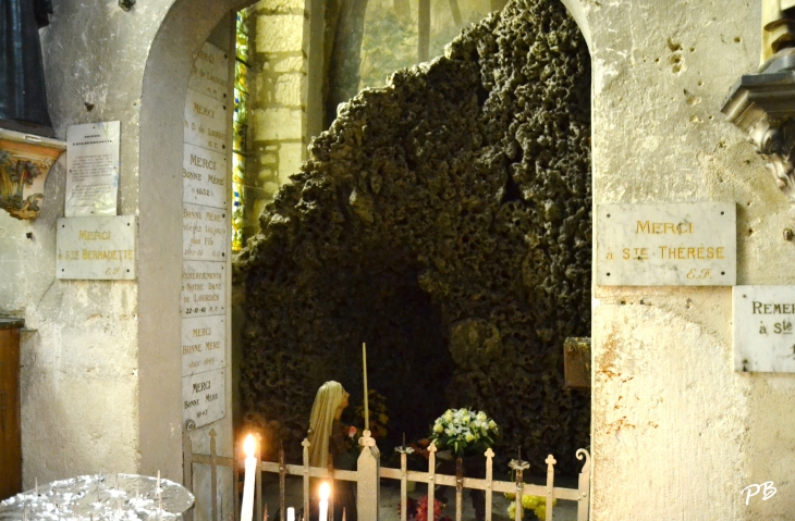 Abbatiale Saint-Léger ( X Em/ XV Em Siècle ) - Ébreuil