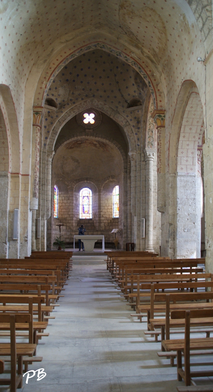 +Eglise Saint-Cyr et Sainte-Julitte D'Escurolles ( 11 Em Siècle )