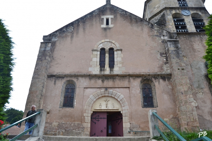 *église Saint-Désire en partie du 12 Em Siècle clocher de 1776  - Ferrières-sur-Sichon