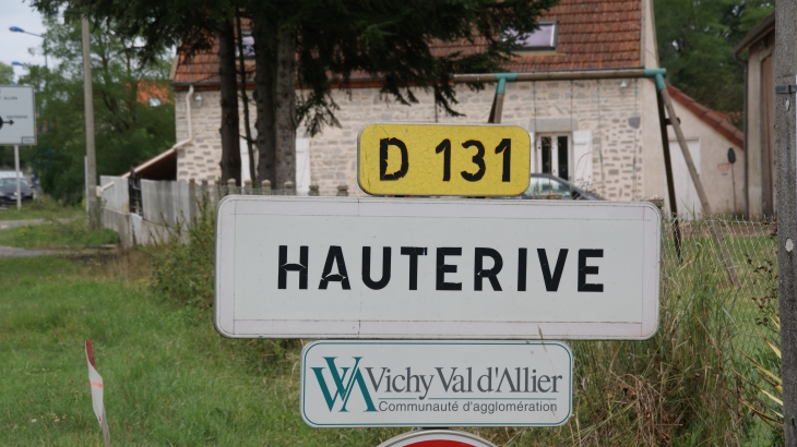  - Hauterive