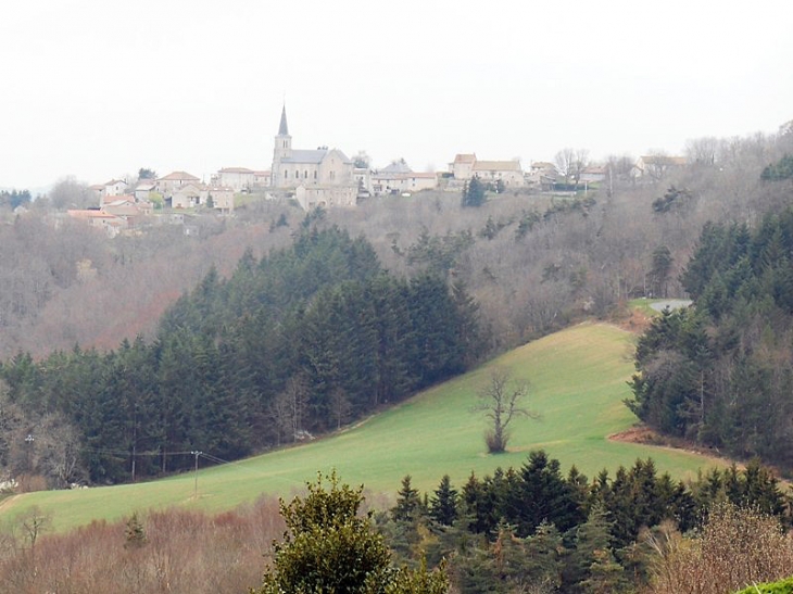 Vue sur le village - La Chabanne