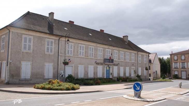 Hotel-de-Ville - Lapalisse