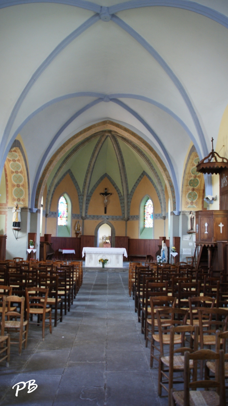 &église Notre-Dame ( 19 Em Siècle ) - Marcenat