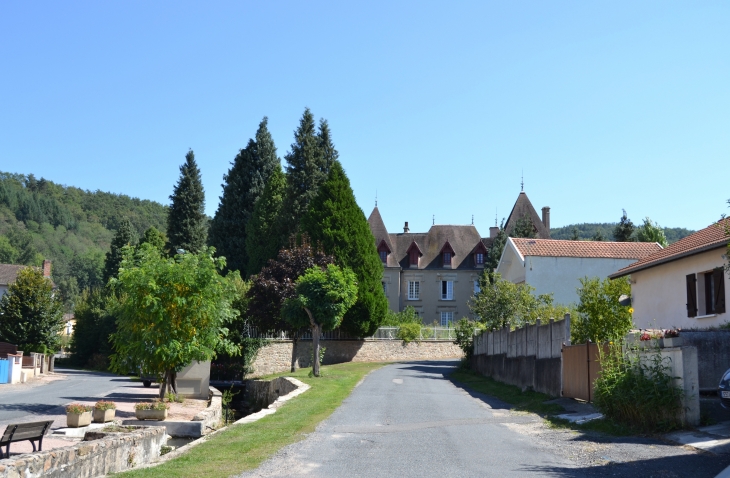 Le Château ( 13 Em Siècle ) - Mariol