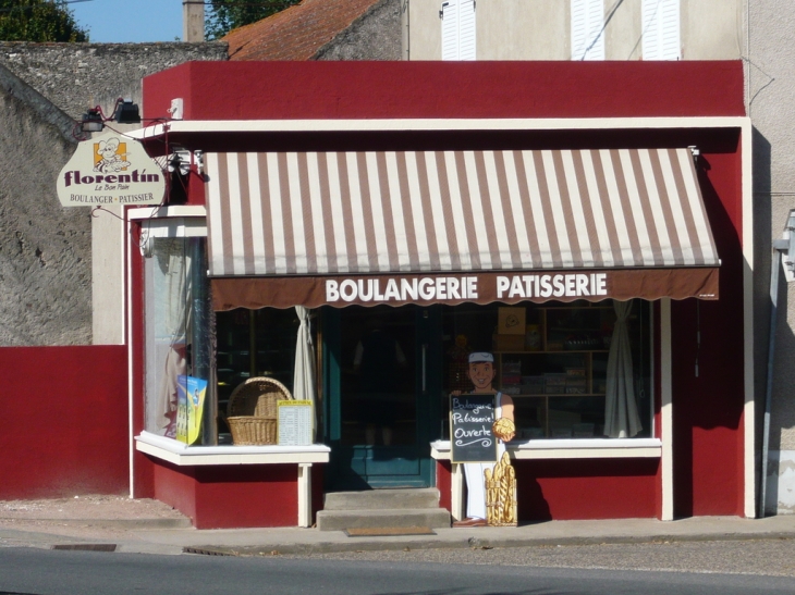 La boulangerie de St Bonnet de Rochefort - Saint-Bonnet-de-Rochefort