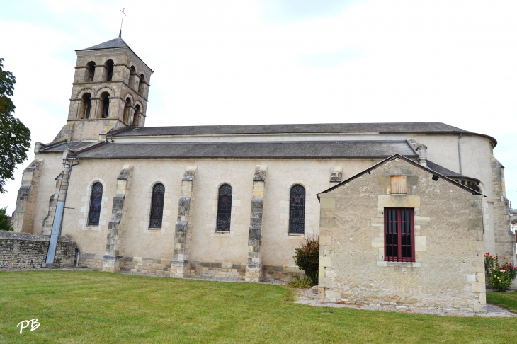 .Eglise Saint-Bonnet ( 14 Em Siècle ) - Saint-Bonnet-de-Rochefort