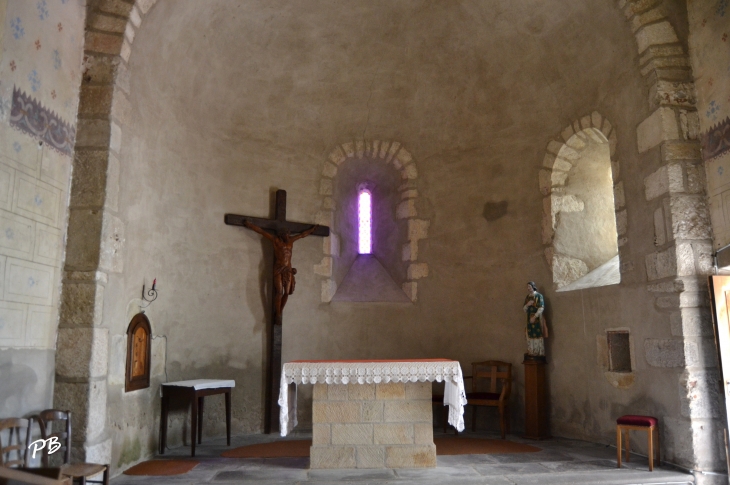 +église Romane Saint-Etienne ( 11 Em Siècle ) - Saint-Étienne-de-Vicq