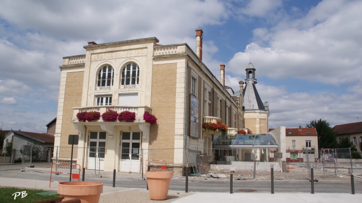 Mairie - Saint-Yorre