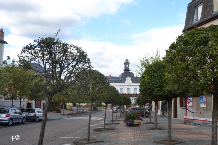  - Varennes-sur-Allier