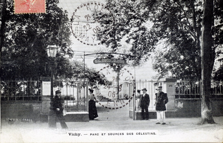 Parc et Sources des Célestins, vers 1906 (carte postale ancienne). - Vichy