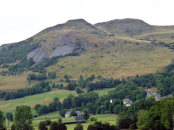 Au pied du puy Mary - Dienne