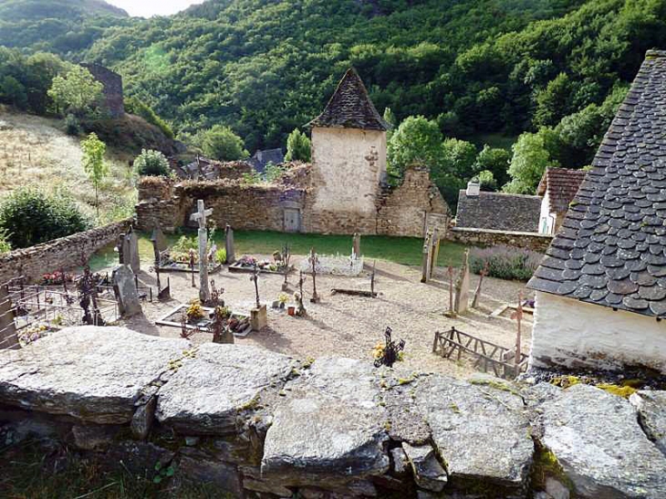 Le cimetière - Leyvaux