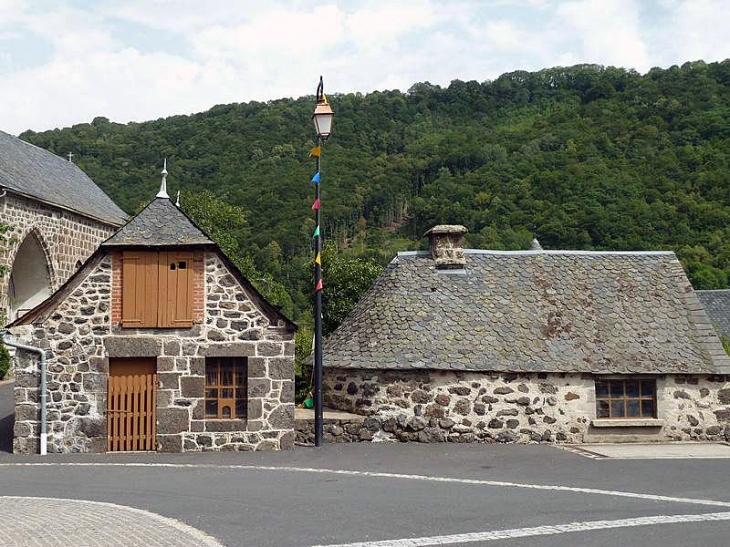 Le four à pain - Saint-Martin-sous-Vigouroux